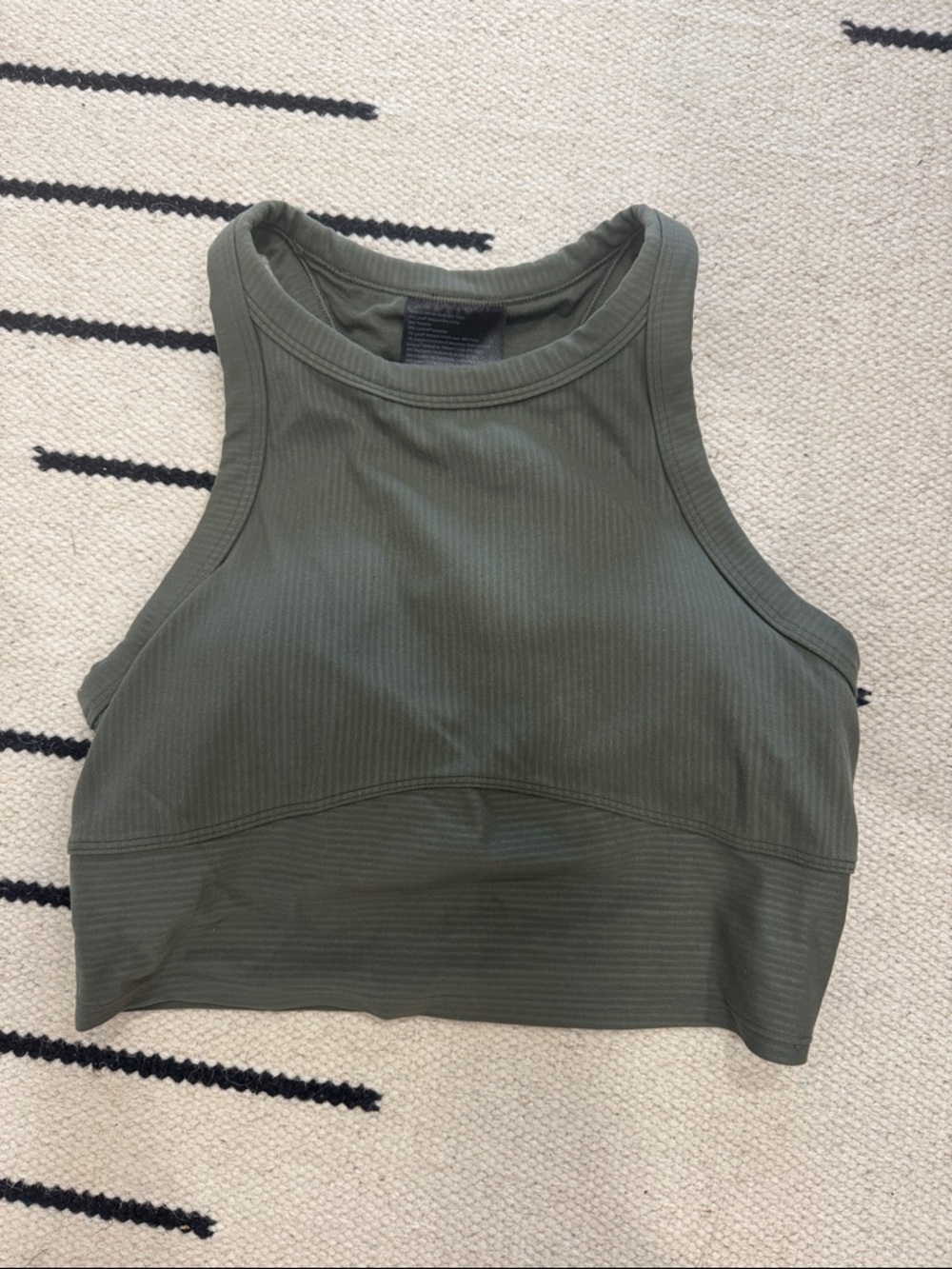 Lululemon Size 6 Women's High-Neck Crop Tank Top - Olive